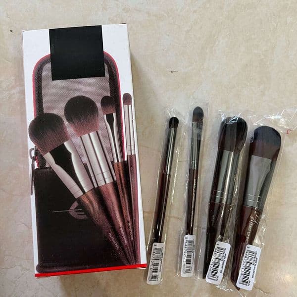 Mini Portable Makeup Brush Set Blush Eyeshadow Brushes Fiber Bristles With Bag Make Up Tools