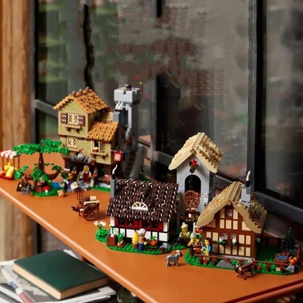 Cross-border D3586 Creative Architecture Century City Square Town Market New Style Assembly Small Particle Toys Building Blocks Free Shipping