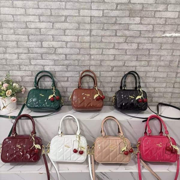 New Shiny Women's Handbag Fashion Simple Niche Design With Cherry Trendy Crossbody Designer Clutch Bag Hot-selling High-value Purses Ladies Handbags