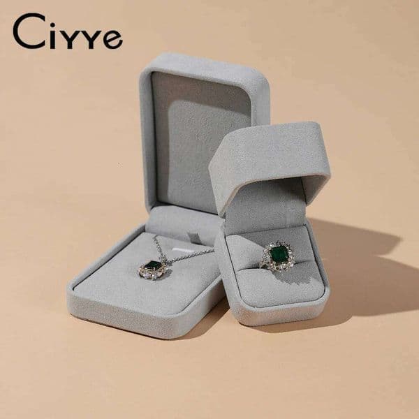 Ciyye Velvet Storage Organizer Ring Necklace Pendant Wedding Jewelry Display Gift Packaging Box 26Y0112