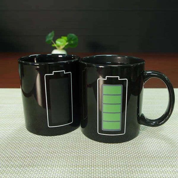 Creative Battery Magic Mug Positive Energy Color Changing Cup Ceramic Discoloration Coffee Tea Milk Mugs Novelty Gifts 26Y0112