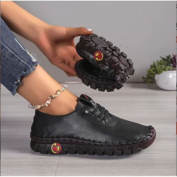2025 Womens Soft Leather Flats Fine Stitching Non-Slip Wave Sole Comfortable Flexible Shoes 260106BJ