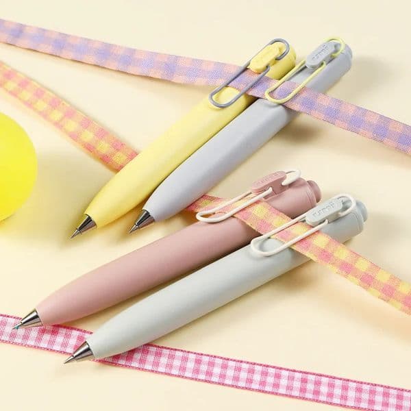 1pcs UNI-ball ONE P Small Thick Core Fat Mini Pocket 05mm Gel Pen Neutral Quick Dry Waterproof Portable Signature Pen 260109
