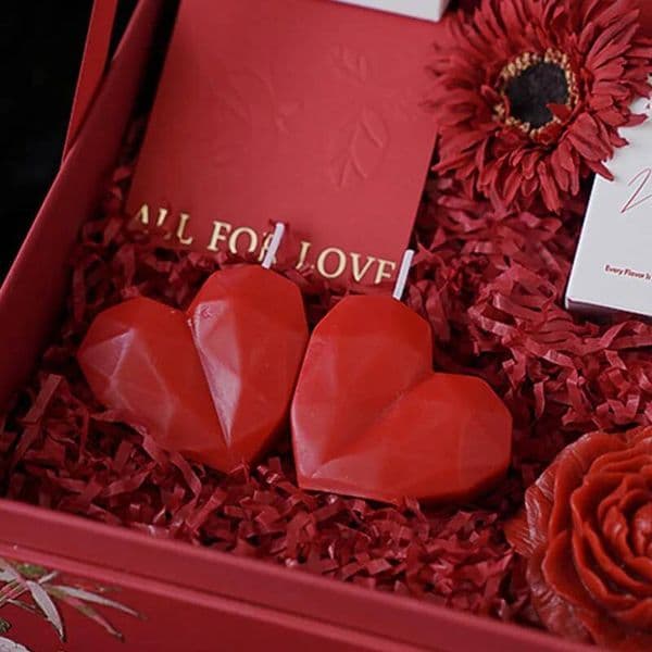 2026 Romantic Red Love Heart Designer Luxury Shaped Scented Fragrance Aromatherapy Wax Candles Party Valentine's Day Gifts Photo Prop Free Shipping