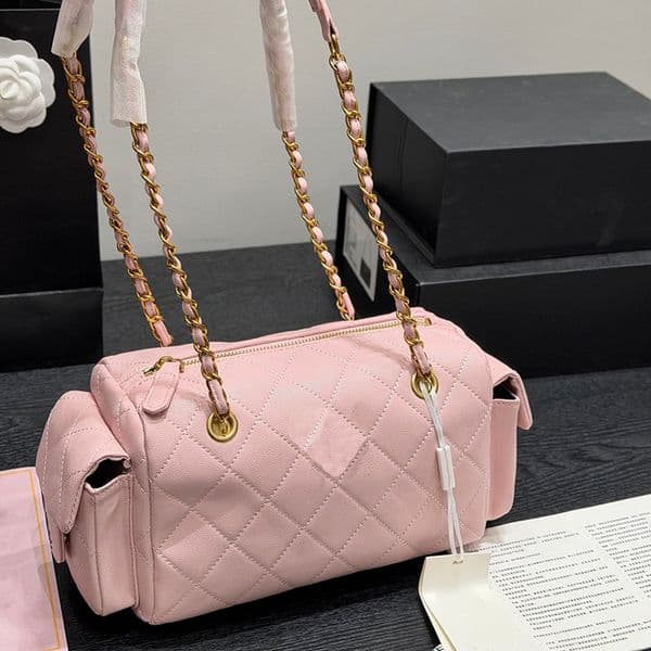 Oil wax leather hand-held bowling bag, 2026 hot selling women's bag, 25K chain armpit tote bag, mini backpack, 23K handle bag
