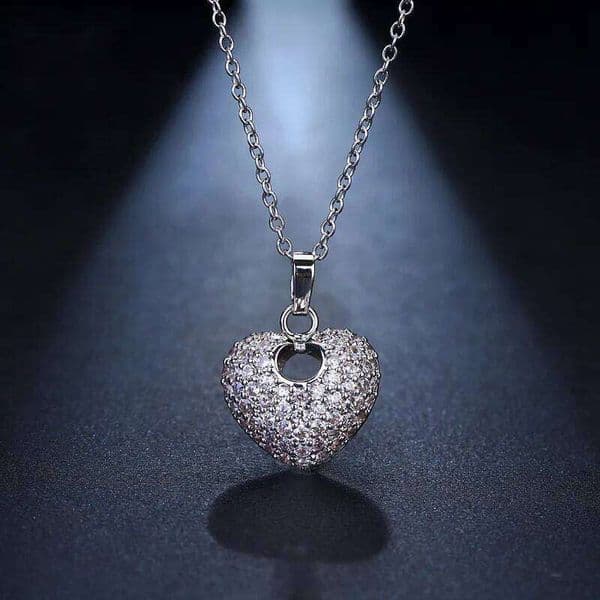Valentine's Day Buyee 925 Sterling Silver Female Pendant White Zircon Heart Necklace for Women Fashion Wedding Fine Jewelry Chain Gi 26W0114