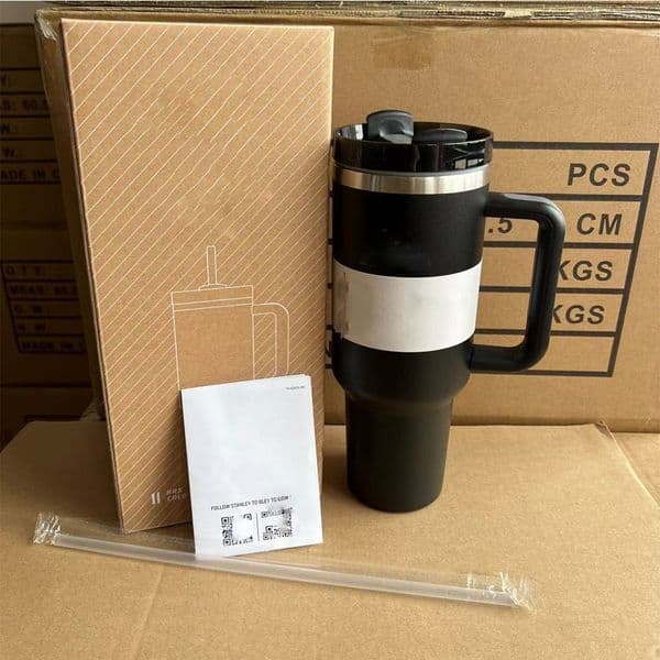 2026 Luxury Designer perfume Room Decor 40Oz Coffee Handle Straw Vacuum Insulated Perfume cologne Water Bottles Car Mug Star Blue Lid Stainless Steel Double Wal