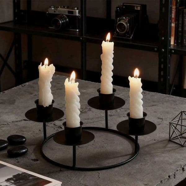 Valentine's Day 4 Arms Holder Iron Decorative Candle Vintage Candelabra Centerpiece Candlelight Stand Desktop Hanukkah Decoration 26Y0114