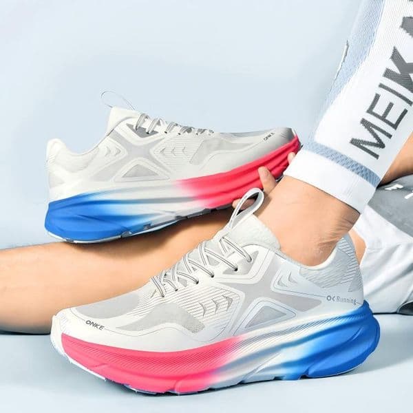 ONKE hot running cushioned slip resistant wear-resistant sneakers lightweight breathable mesh sports shoes for men and women