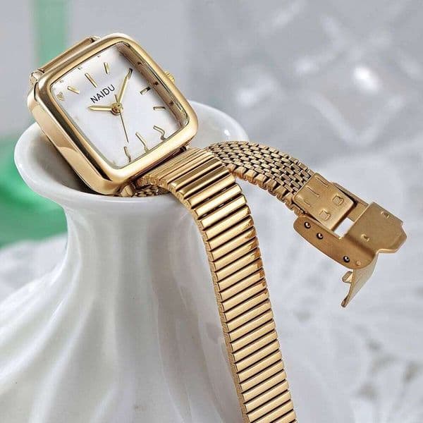 Valentine's Day 1 Piece of Ladies' Simple and Artistic Retro Quartz Women's Watch 26W0115