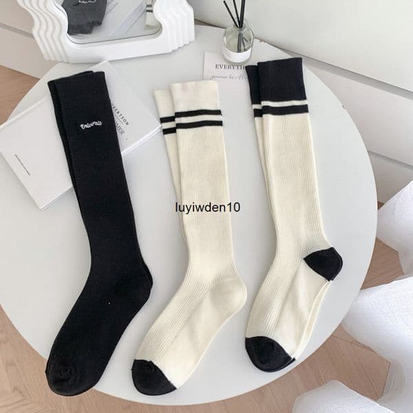 Athletic Socks Socks Hosiery Women Knee High Long White Black Stockings Autumn Winter Cotton Knitting Letter Embroidery Fashion Striped School Girls Socks