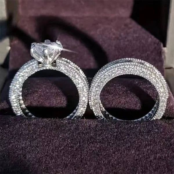 Jewellery Accessories Zircon Wedding 2 Piece Set Couple's Engagement Rings Sparkling Silvery Diamond Ring Women