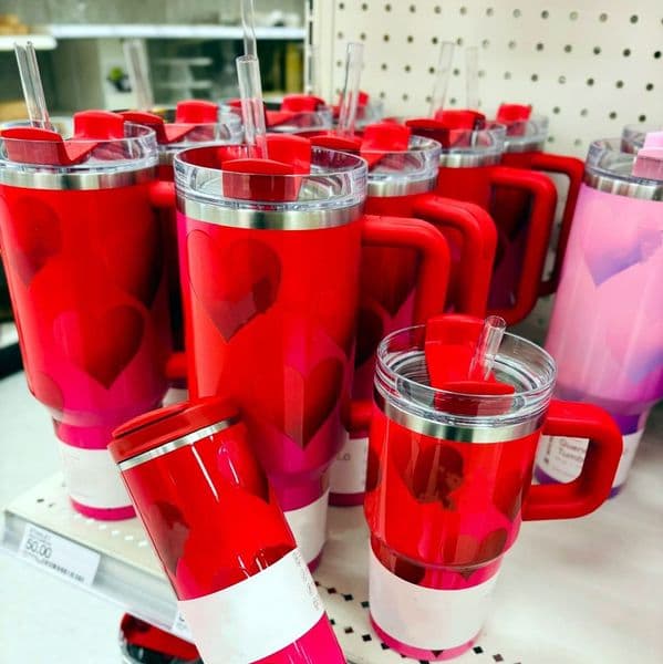20oz/ 40oz Valentine's Day Tumblers Stainless Steel Shiny Red Pink Hearts Rouge Cups Travel Car Mugs Cute Mini Cup Water Bottles With Handle And Lids For Party Gifts
