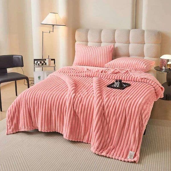 Valentine's Day Korean Style Throw Couch, Cozy Warm Plush Striped Blanket for Sofa Bedroom Living Room,All Season Use Festival Decor 26Y0116