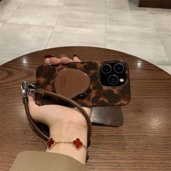 Premium Amber Leopard Print Stand Compatible with iPhone 17 Pro Max Case New 16/15/14 Niche 13