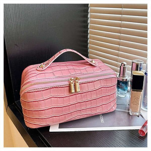 Large Capacity Convenient High-end Crocodile Leather Travel Toiletry Cosmetic Storage Bag