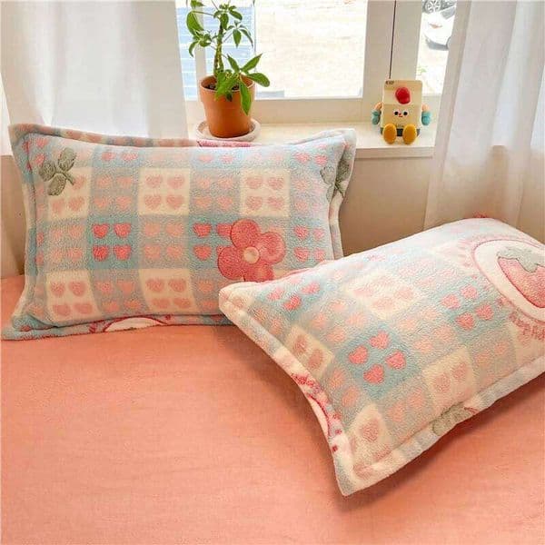 2pcs Fluffy Plush for Winter Warm Soft Coral Fleece Pillowcase 48x74cm Cartoon Kids Pillow Sham Cushion Cover 26H0117
