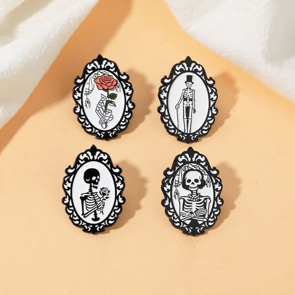 Anime pin Anime badge cartoon enamel pin Halloween dark pin badge horror scary gothic japanese game tv movie film pin science fiction badges accessory N17