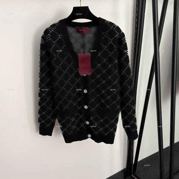 Top women knitwear girls base shirt top designer clothes women letter V-neck long sleeved wool knitted cardigan A681X14N054