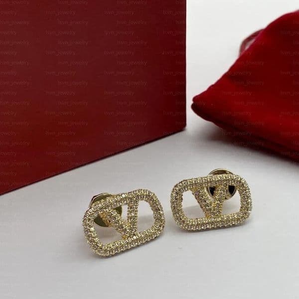 Earrings Designer Brand Ear Stud Simple Crystal Earring for Womens Letter Full Diamond Earrings Brand Wedding Party Jewelry Q260520