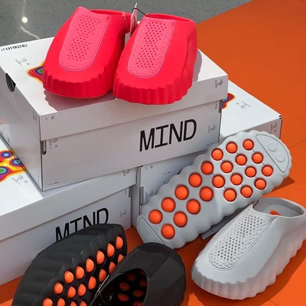 Mind 001 Slide Desginer mind001 Slides Mind 002 Slippers Comfortable Slipper Light Bone White Solar Red Black Chrome Light Smoke Grey Sail 002 Men Women Size 37-48