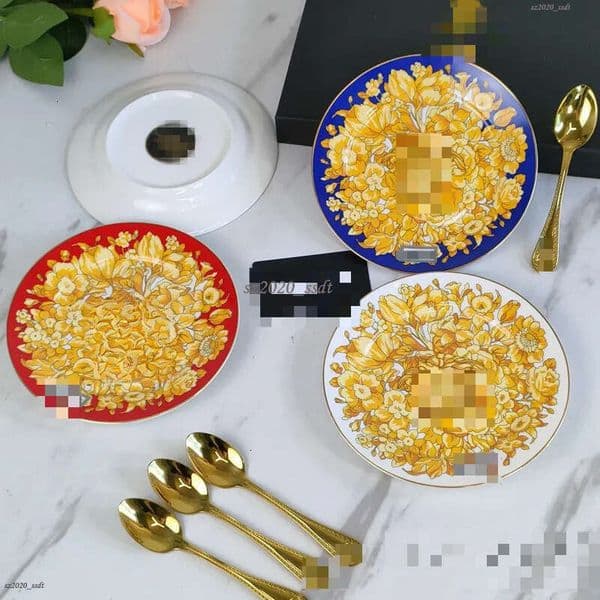 Tableware set European style retro eight piece cake Dim sum tableware, gold spoon bone porcelain plate gift box package