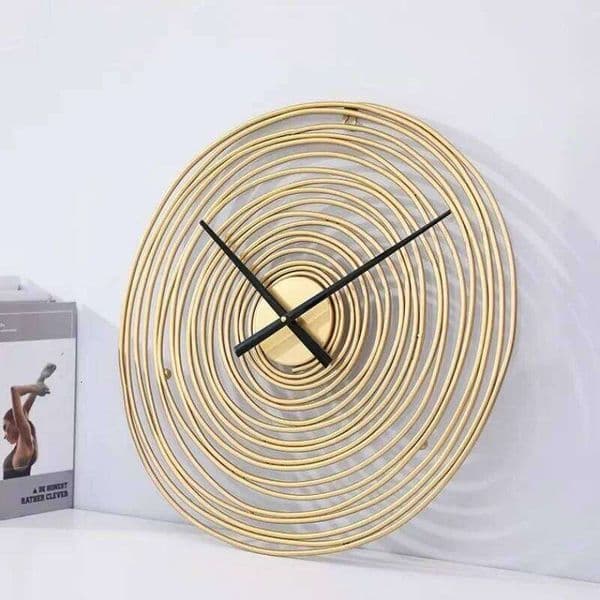 Fashion Creative Round Clock Home Decoration for Bedroom Living Room Super Silent Design Metal Wall Hanging Clocks Watch 26Y0121