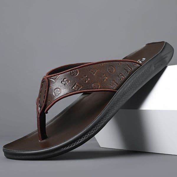 2026 Summer New Embossed Design Casual Trend Anti Slip Men Flip Flops High Quality Beach Versatile Slippers Size 38-44 Free Shipping