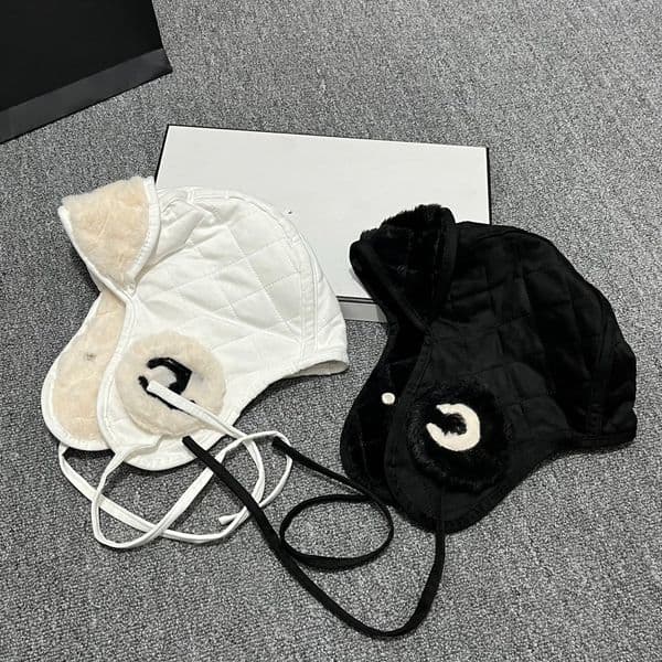 BeanieSkull Caps women Caps Rabbit Fur Bomber Hat With Earflaps Winter Unisex Warm Hat Real Rabbit Fur Hats