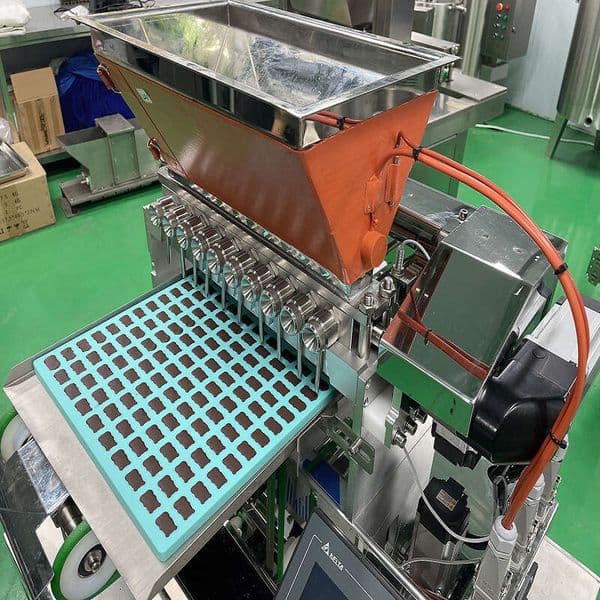 Manual Piston Semi Automatic Chocolate Machine Desktop Candy Filler for Silicone Molds High Precision Tempering Confectionery Tool