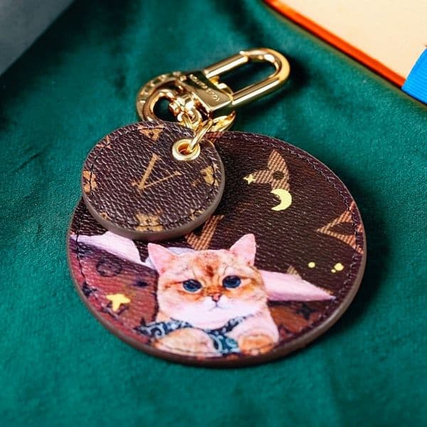 Unisex Key Chain Fashion Designer Keychain Classic Leather Keyrings for Women Coin Pocket Mens Luxury Bag Charm