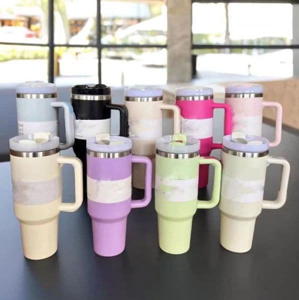 40oz Water Bottle Designer Vacuum Insulated g Insulated Stainless Steel Sports Car Cup BPA Free Material with Handle and Leak-proof Lid Camping Cup Y260520