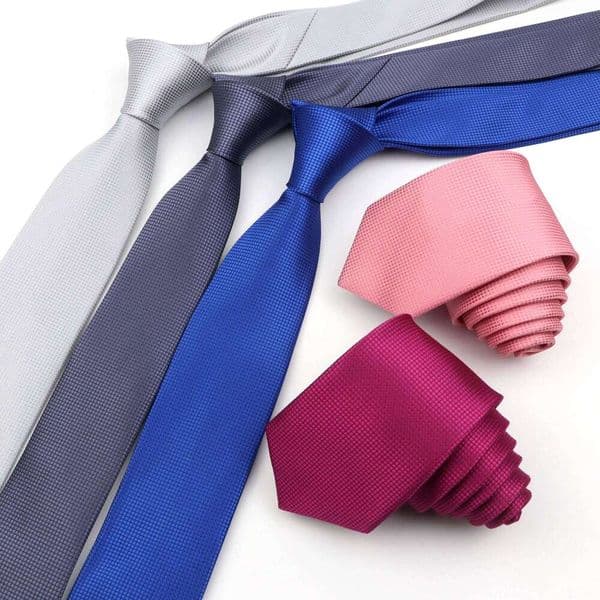 6cm Mens Business Tie Fashion Classic Skinny Fine Grid Necktie Wine Red Blue Pink Champagne Suit Cravat Wedding Party Accessory 26Y0122