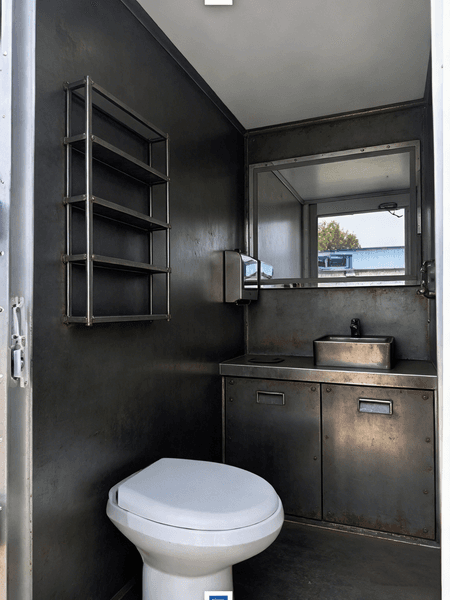New China Portable Outdoor Prefab Bathroom Unit Mobile Shower and Toilet Cabin Portable Convenient Movable Toilet