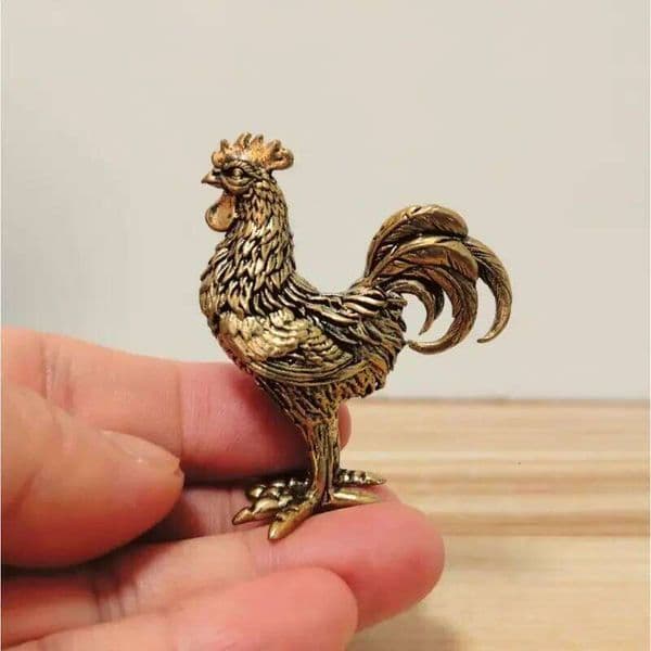 Elegant Brass Rooster Figurine - Intricate Golden Animal Decor for Home, Office, or Gift, Detailed Feathers & Comb, Rustic Table 26H0122