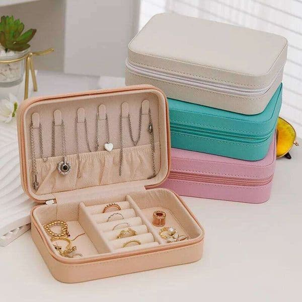 Fashion Women Portable Travel Box PU Leather Necklace Ring Earrings Zipper Stotage Boxes Jewelry Display Cases Organizer 26Y0122