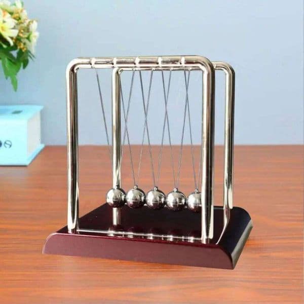 Home Decor Newton's Cradle Metal Pendulum Educational Physics Toy Kinetic Energy Office Stress Reliever Ornament2025new 26H0122