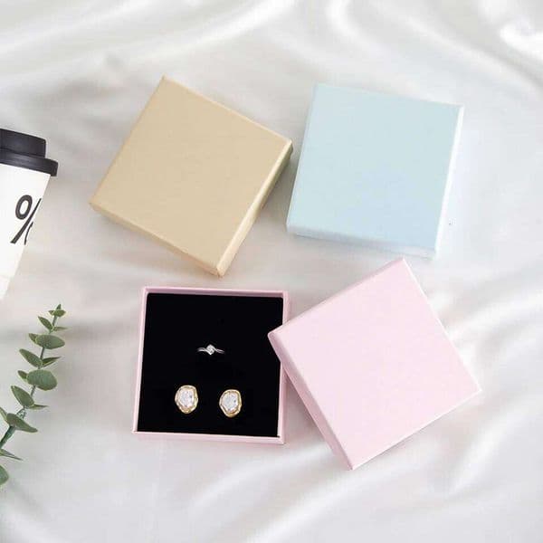 10Pcs Jewelry Kraft Box Ring Necklace Earrings Bracelet Organizer Girls Women Men Gift Packaging Travel Accessories Sponge Case 26Y0122