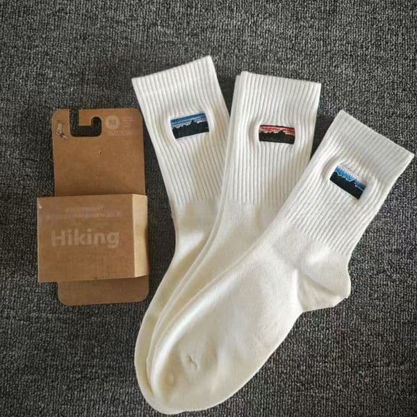 Mens Socks Luxury Designer Embroidered Letter Logo Socks Men Outdoor Sports Casual Solid Color Breathable Sweat-Absorbing Cotton Socks
