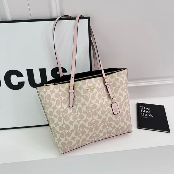 Designer New Topdesigner Shoulder tote Bags For womans handbag Fashionable casual flap armpit women crossbody bagFree shippinghand bag
