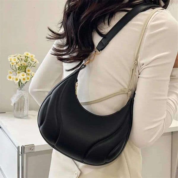 Stylish Shoulder Bag with Golden-Tone Hardware Zipper Closure Versatile Nylon Lined Chic Handbag for Casual & Formal Occasions