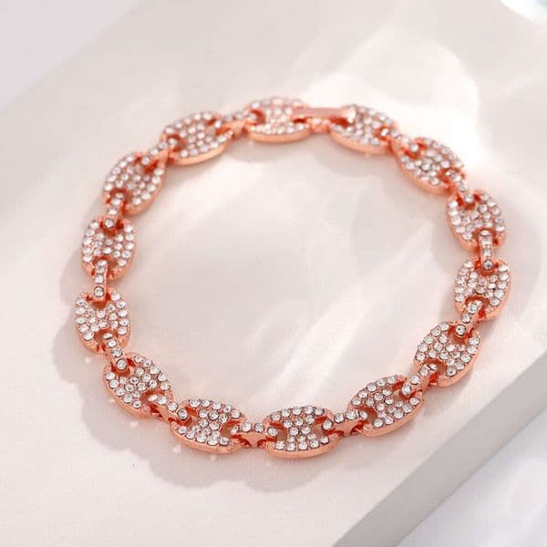 2026 New European American Trendy Men Hip Hop Cuban Bracelet Diamond Encrusted Pig Nose Solid Texture Personality Street Fashion Daily Jewelry Set De