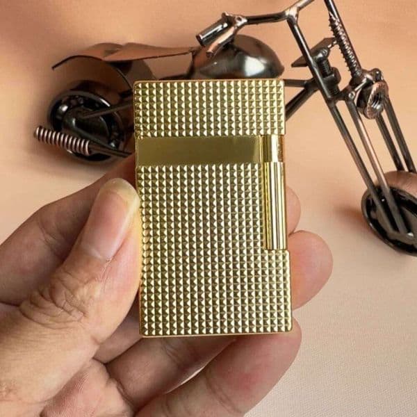 Luxury Loud And Clear Sound, Perfect Gift For Men, Comes With A Set Of Custom Lighter Accessories. High-Quality