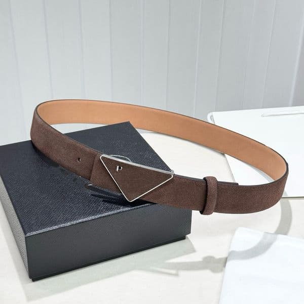 Master quality ss509 latest suede belt features a simple yet exquisite design, with a width of 1.5cm, reflecting modern fashion trends.