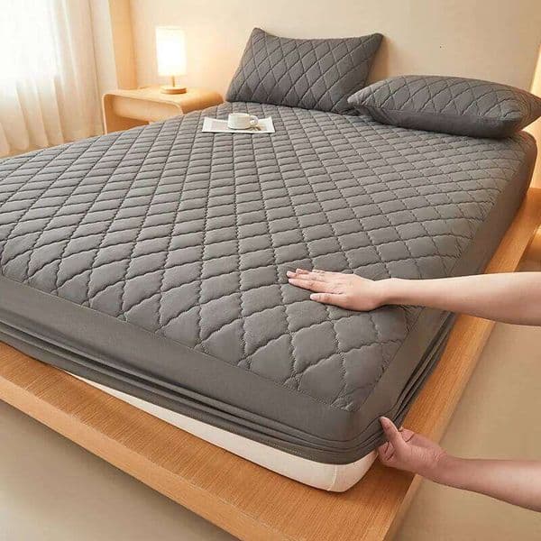Waterproof Protector Embossed Bed Soft Breathable Fitted Mattress Pad Cover 120/150/180/220x200 Washable 26W0126