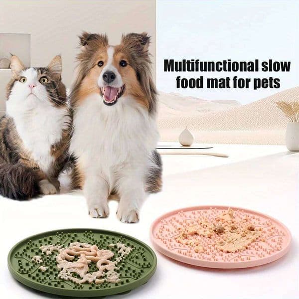 2-Piece Slow-Feed Pet Set, Football Pattern, Anti-Choking Non-Slip Silicone Mat for Cats and Dogs 26W01126