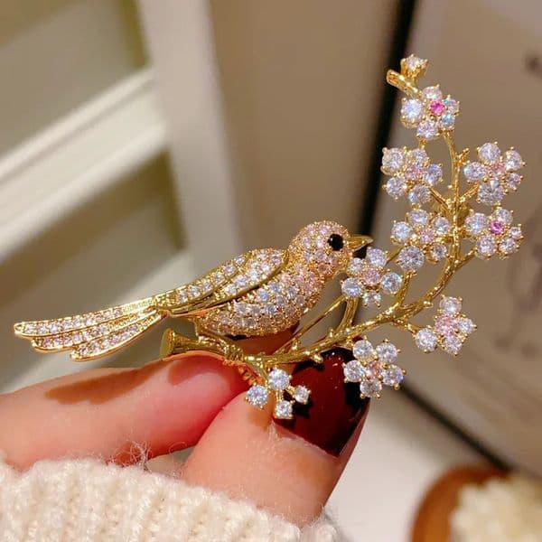 Fashion Cute Magpie Flower Brooches for Women Clothing Accessories Pins Micro-inlaid Zircon Delicate Corsage Jewelry 260126BJ