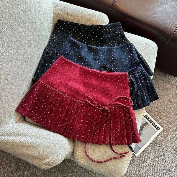 Preppy Varsity Korean Japan Style Sweet Bloe Gyaru Women's short Polka Dot Solid color Bow Pleated Skirt Mini skirt Summer C260205