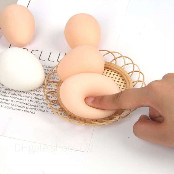 Creative Simulation Stress Relief Squeeze Water Bead Easter Venting TPR Toy Egg Wholesale YUANSIQI