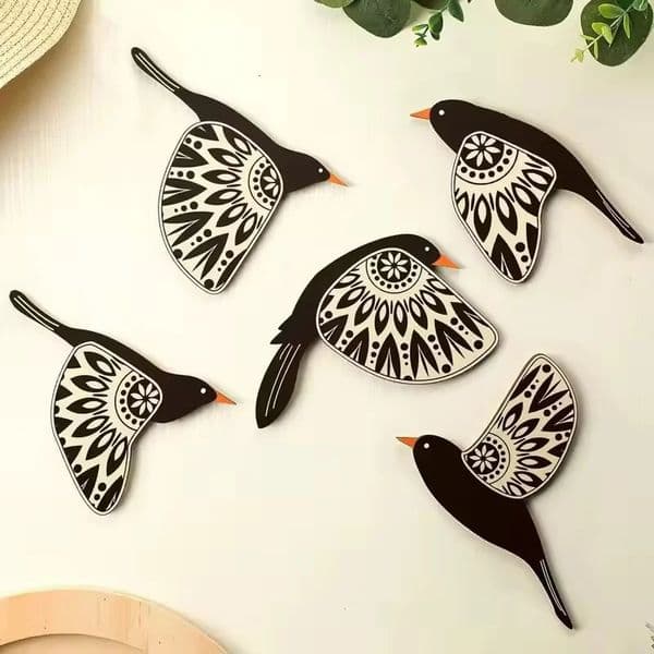5pcs Wooden Black Bird Wall Decor Art Vintage Gothic Home for Living Room Bathroom Kitchen Decorations Indoor Outdoor Gift 260127